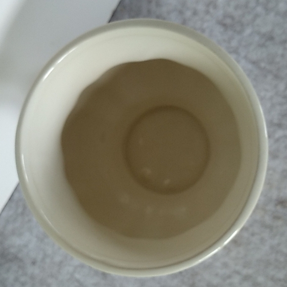 Haeger #667  succulent planter cream color - Picture 2 of 3